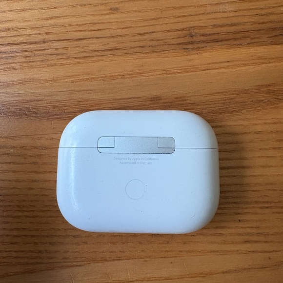 AirPods Pro - Picture 3 of 3